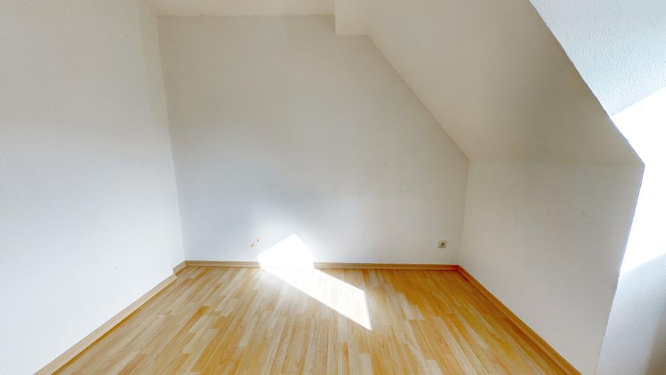 Etagenwohnung Elsteraue - 2 Zimmer, 48 m&sup2;, 280&euro; | Angebot:23214791