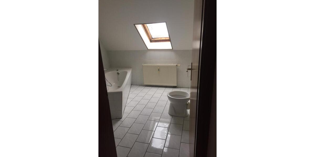 Mehrfamilienhaus, Wohnhaus Werdau - 14 Zimmer, 305 m&sup2;, 189.000&euro; | Angebot:26127176