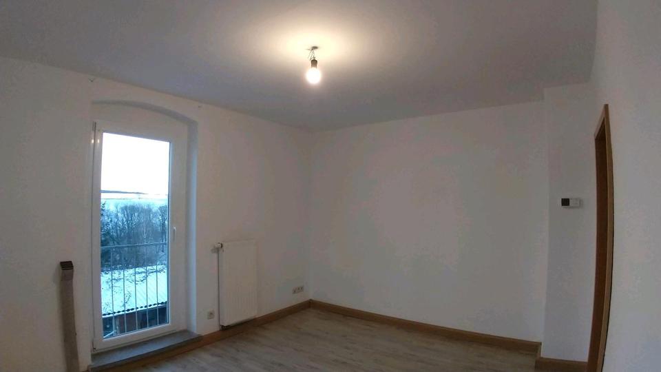 Erdgeschoßwohnung Greiz - 1 Zimmer, 31 m&sup2;, 300&euro; | Angebot:24225303