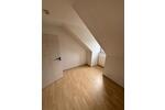 Dachgeschoßwohnung Meerane - 2 Zimmer, 50 m&sup2;, 350&euro; | Angebot:24214745