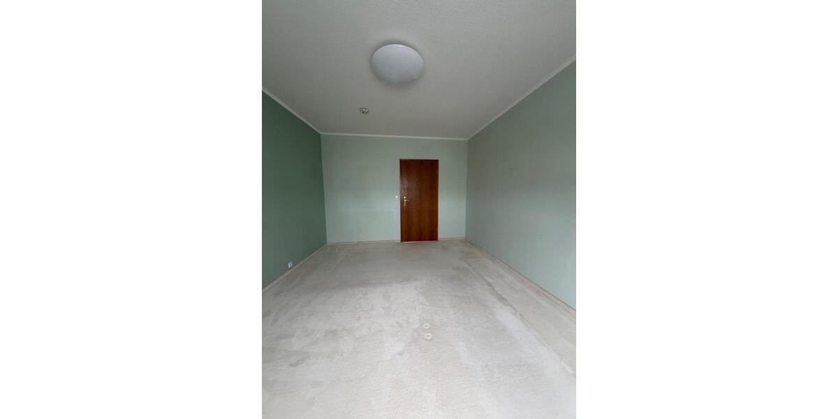 Etagenwohnung Weida - 4 Zimmer, 83 m&sup2;, 79.900&euro; | Angebot:26942154