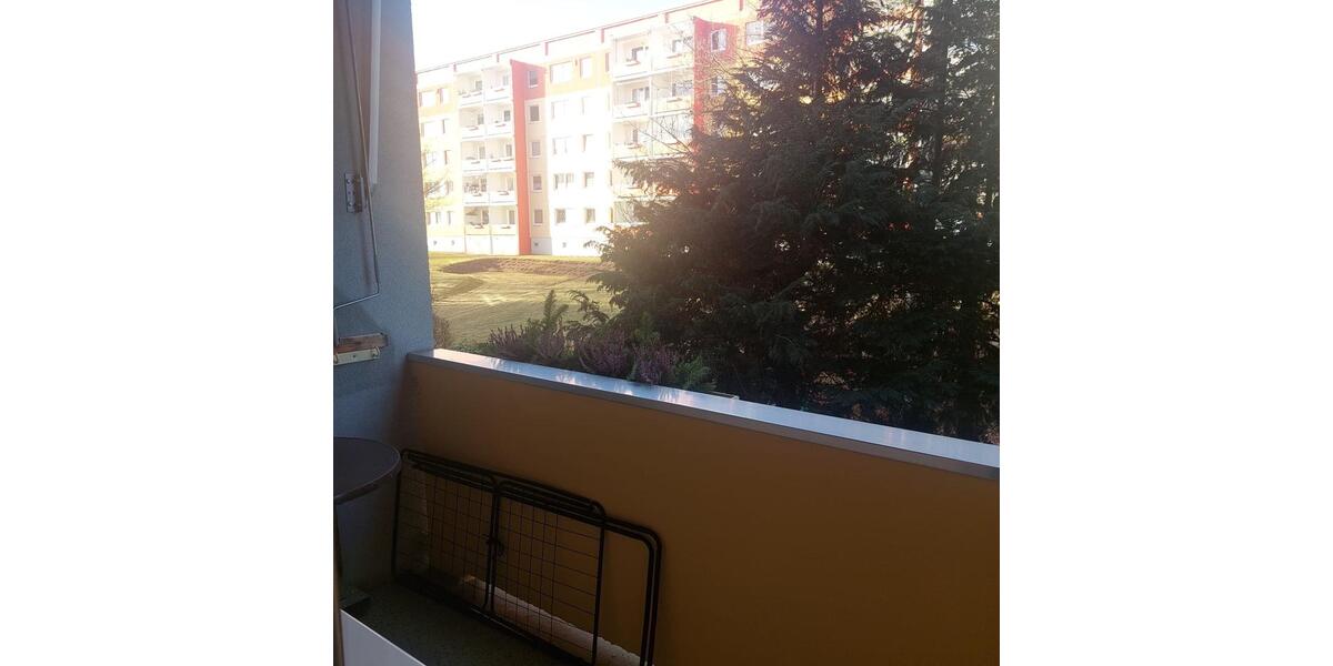 Werthaltiges Wohnen: Helle 2-Zimmer-Wohnung mit Balkon & Wo 2 zimmer