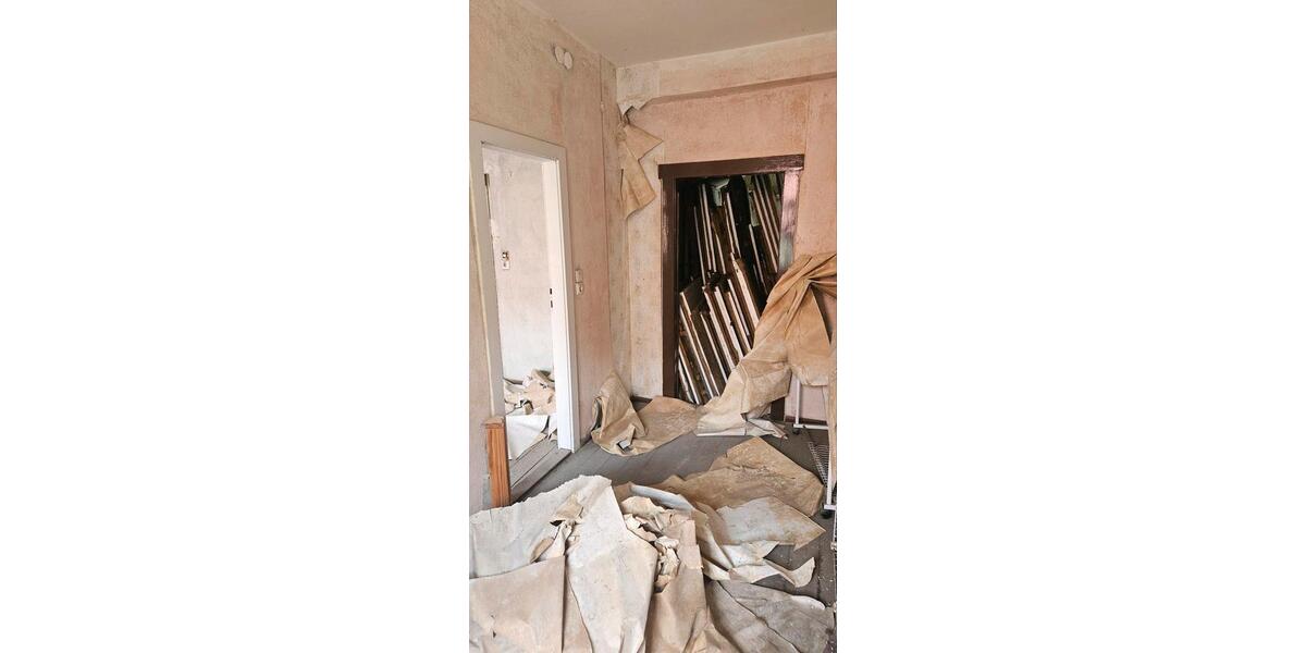 Mehrfamilienhaus, Wohnhaus Eisenberg - 4 Zimmer, 160 m&sup2;, 14.000&euro; | Angebot:26948555
