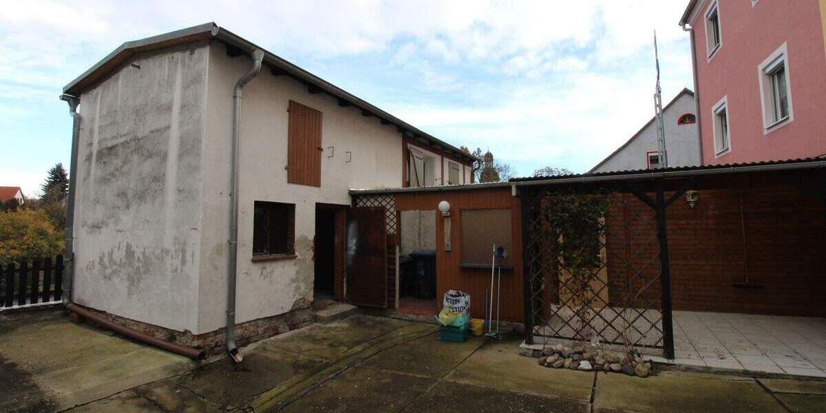 Doppelhaushälfte Teuchern Naundorf - 5 Zimmer, 170 m&sup2;, 110.000&euro; | Angebot:25736455