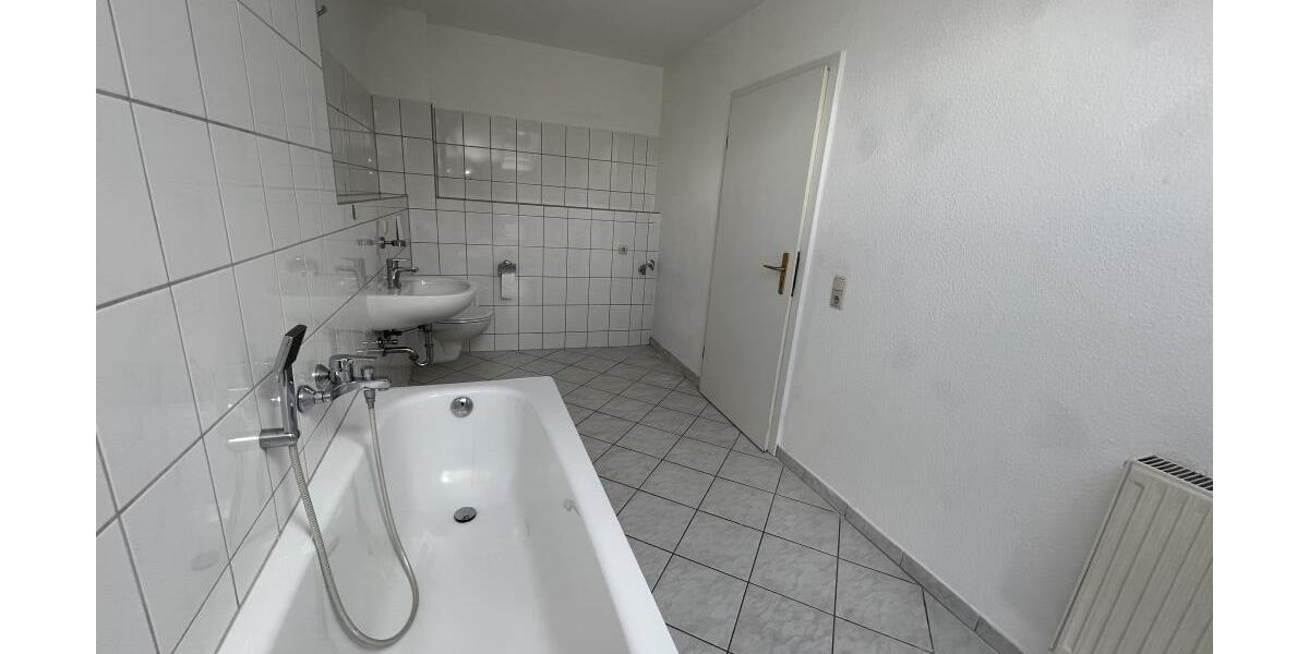 Mit Einbauküche! Preiswerte 2 DG-Zimmer Wohnung im Zentrum von Weida! - Dachgeschoßwohnung Weida Liebsdorf | Angebot:26146311