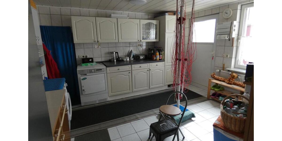 Mehrfamilienhaus, Wohnhaus Münchenbernsdorf - 8 Zimmer, 180 m&sup2;, 138.000&euro; | Angebot:26593646