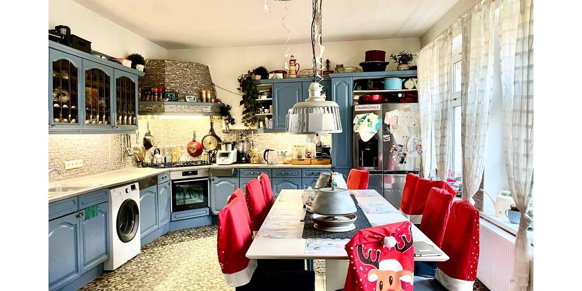 Reihenmittelhaus Meerane - 8 Zimmer, 200 m&sup2;, 79.000&euro; | Angebot:26388194