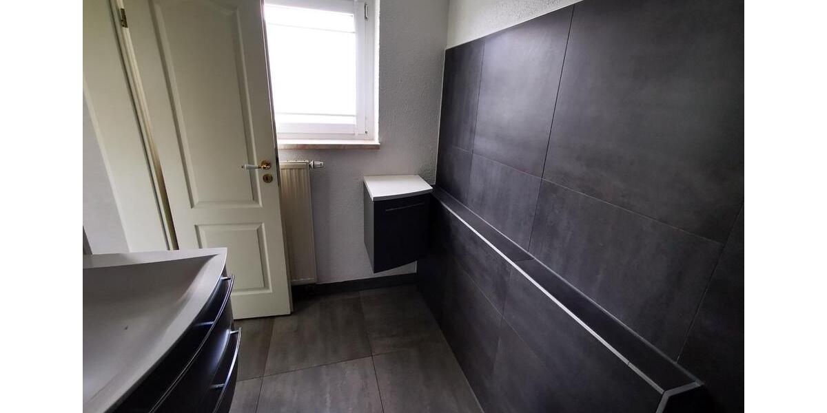 Sehr schöne Eigentumswohnung in Teuchern zu verkaufen 3 zimmer