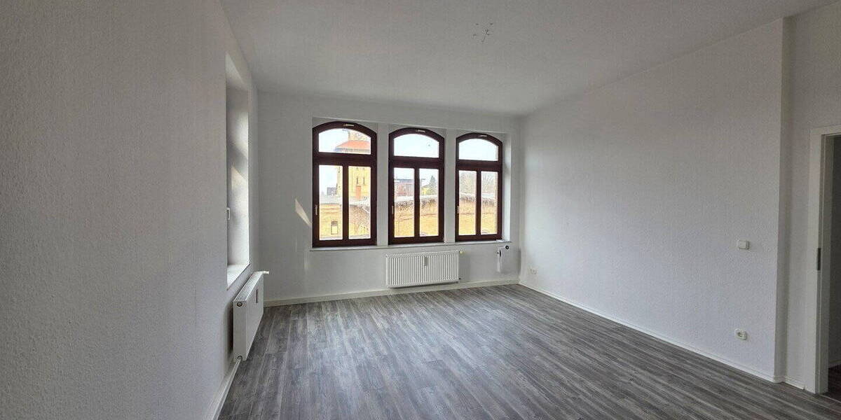 Etagenwohnung CRIMMITSCHAU Crimmitschau - 2 Zimmer, 56 m&sup2;, 392&euro; | Angebot:26236525