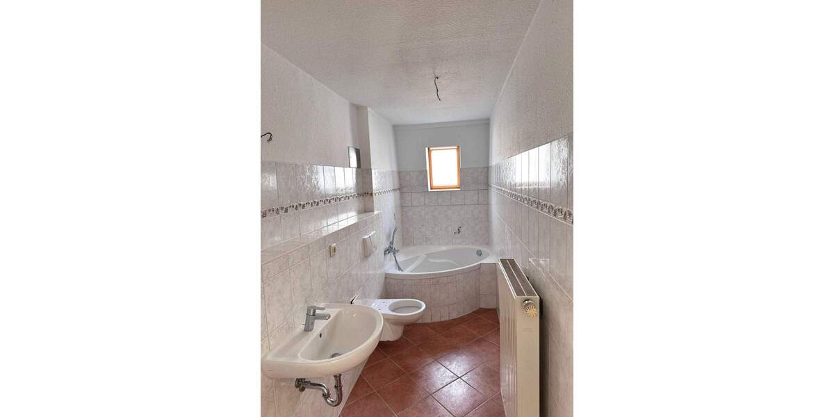 Etagenwohnung Gera Innenstadt - 4 Zimmer, 96 m&sup2;, 134.950&euro; | Angebot:25664629