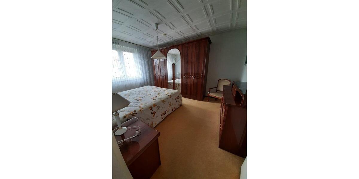 Dachgeschoßwohnung Meuselwitz - 4 Zimmer, 67 m&sup2;, 29.500&euro; | Angebot:27017042