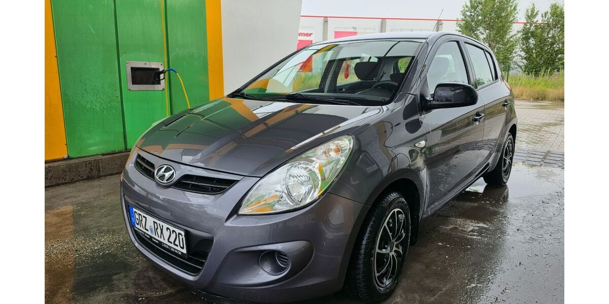 Hyundai i20 199.000 km 2.990 &euro; Zeitz 06712
