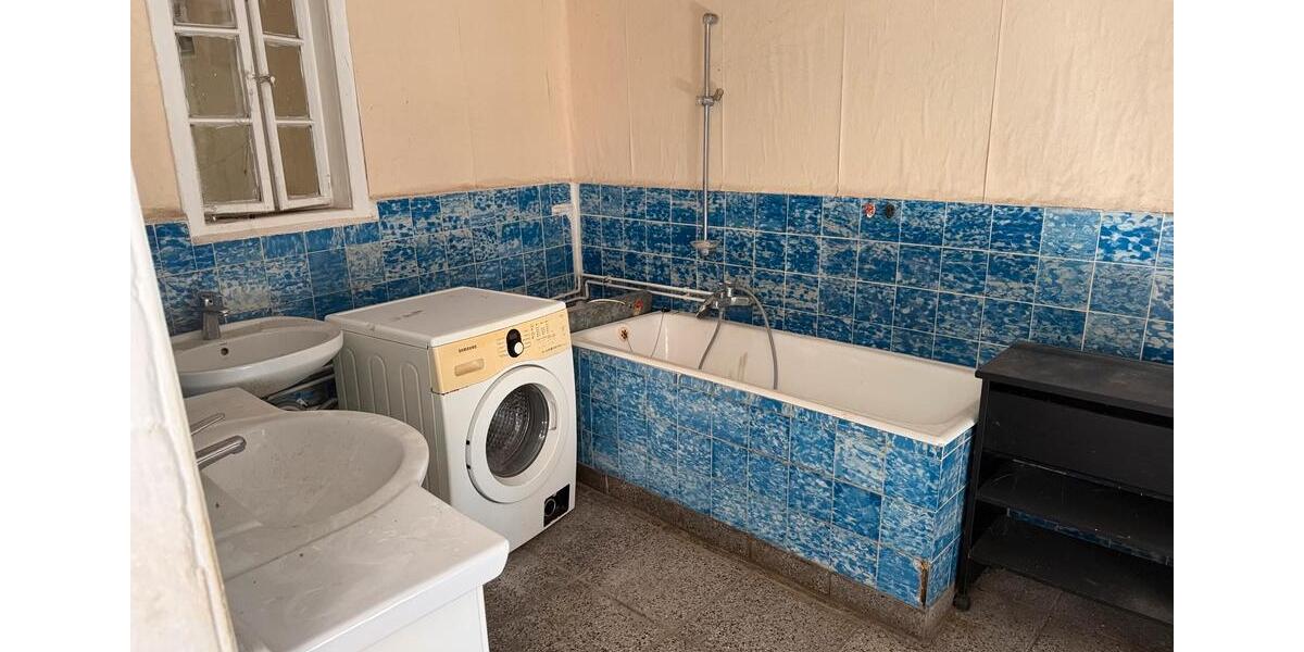 Reihenhaus Zeitz - 6 Zimmer, 175 m&sup2;, 49.000&euro; | Angebot:27021227