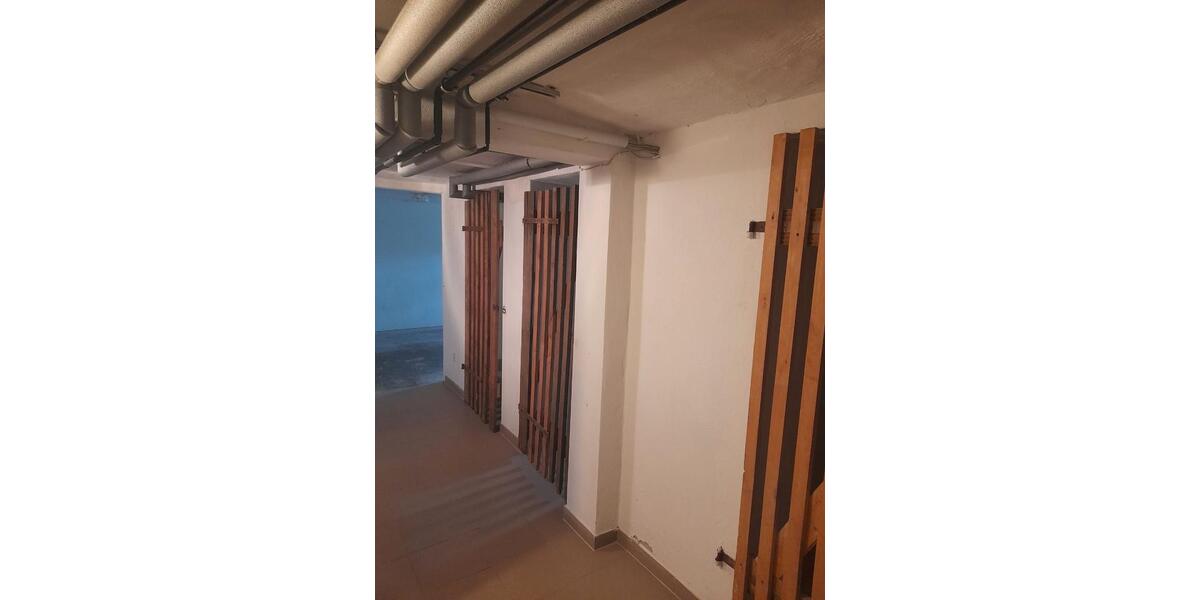 Etagenwohnung Zeitz - 2 Zimmer, 57 m&sup2;, 343&euro; | Angebot:26604448