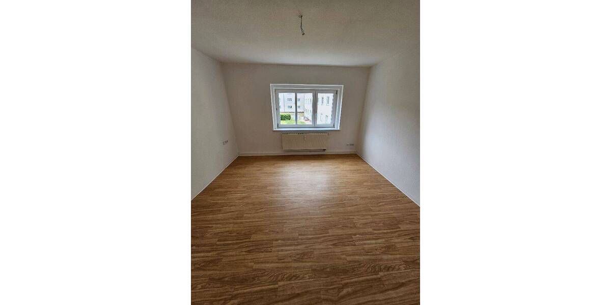 Etagenwohnung Altenburg Drescha - 3 Zimmer, 66 m&sup2;, 385&euro; | Angebot:26902607