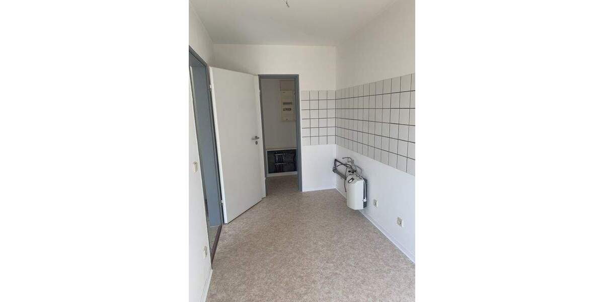 Etagenwohnung Altenburg Altenburg - 2 Zimmer, 60 m&sup2;, 399&euro; | Angebot:25799594