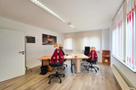 *Reserviert* - Vielseitiges Bürogebäude zum Verkauf in Gera – Schulungsräume, Parkplätze, gute Lage. - Gewerbeobjekt Gera Bieblach-Ost | Angebot:26376584