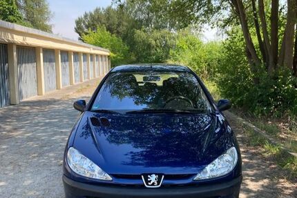 Peugeot 206 95.000 km 820 &euro; Berga 07980