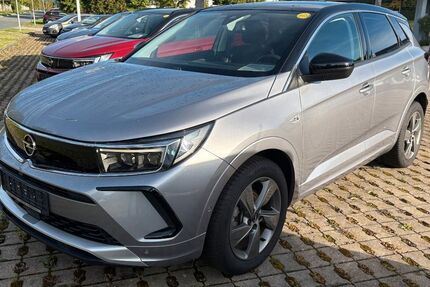 Opel Grandland (X) 15.200 km 23.950 € Triptis 07819