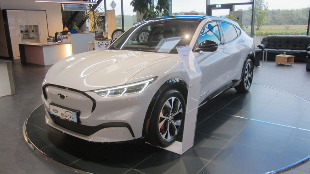 Ford Mustang Mach-E 2.595 km 54.990 € Schmölln 04626