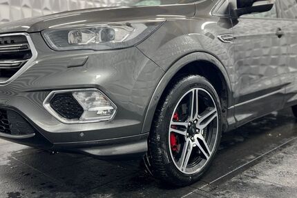 Ford Kuga 38.100 km 17.799 &euro; Werdau OT Steinpleis 08412