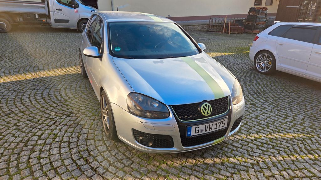 VW Golf 179.800 km 3.299 &euro; Gera 07554