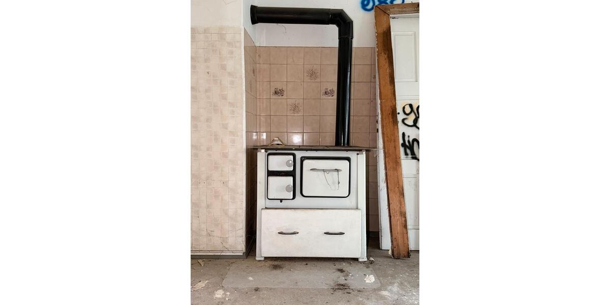 Mehrfamilienhaus, Wohnhaus Meerane - 11 Zimmer, 222 m&sup2;, 666&euro; | Angebot:25798672