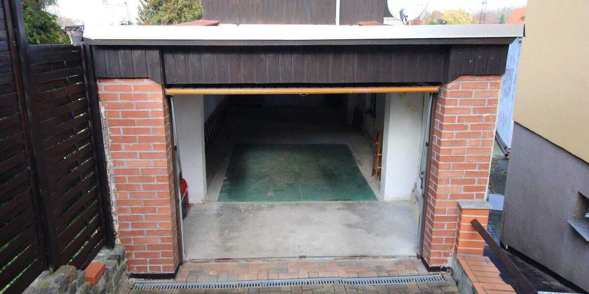 Doppelhaushälfte Teuchern Naundorf - 5 Zimmer, 170 m&sup2;, 110.000&euro; | Angebot:25736455