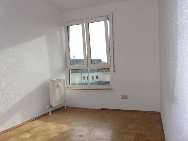 Etagenwohnung Crimmitschau - 2 Zimmer, 51 m&sup2;, 350&euro; | Angebot:26228773