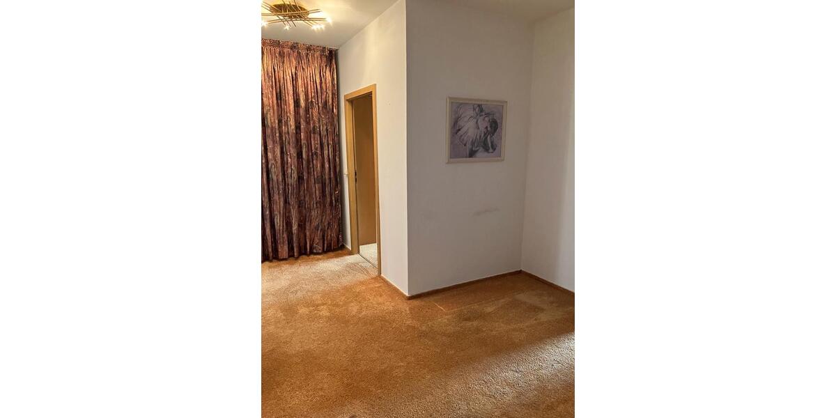 Etagenwohnung Gera Bieblach-Ost - 4 Zimmer, 92 m&sup2;, 74.500&euro; | Angebot:26148850