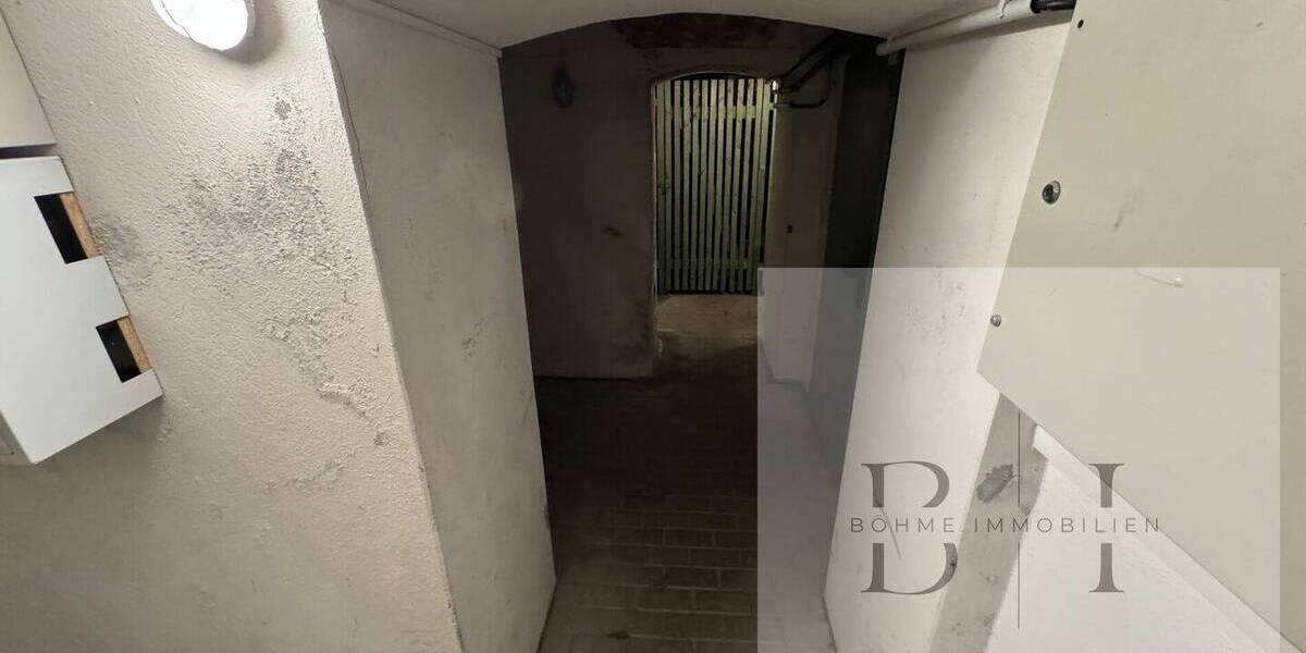 Etagenwohnung Gera Innenstadt - 2 Zimmer, 52 m&sup2;, 350&euro; | Angebot:26273818