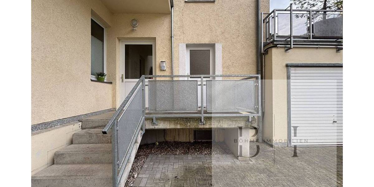 Etagenwohnung Gera Innenstadt - 3 Zimmer, 105 m&sup2;, 89.000&euro; | Angebot:26804301