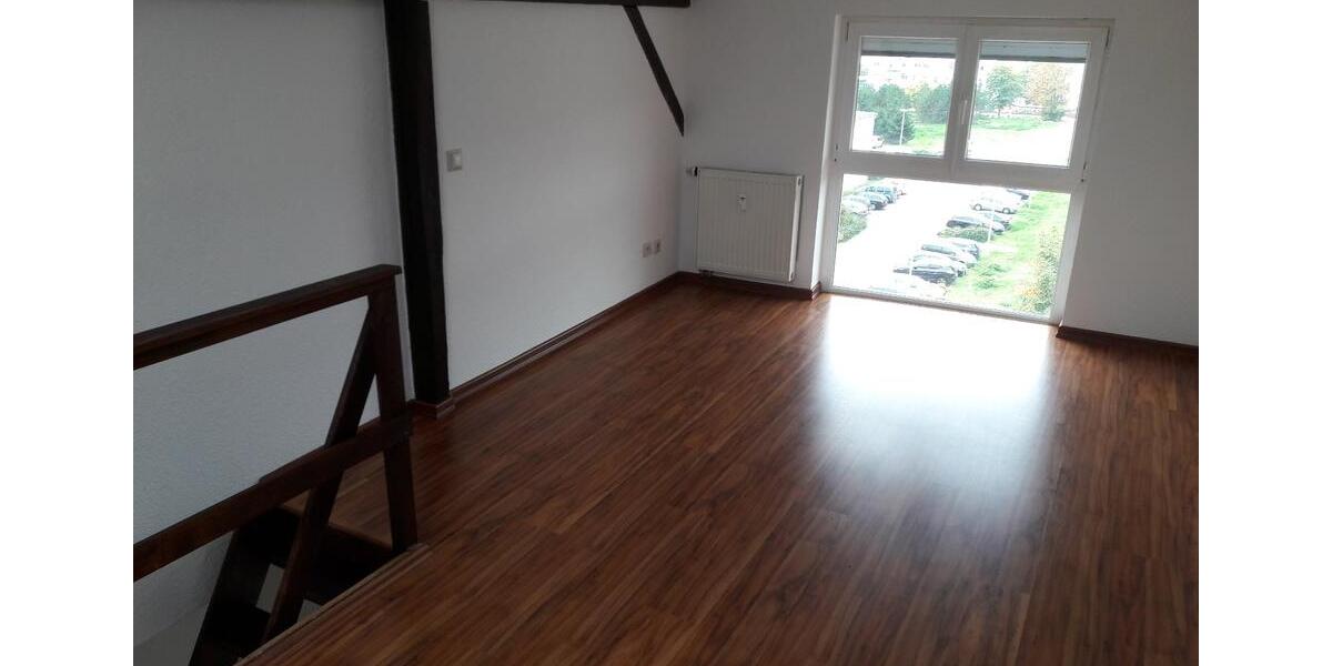 Dachgeschoßwohnung Gera - 3 Zimmer, 100 m&sup2;, 660&euro; | Angebot:26130286