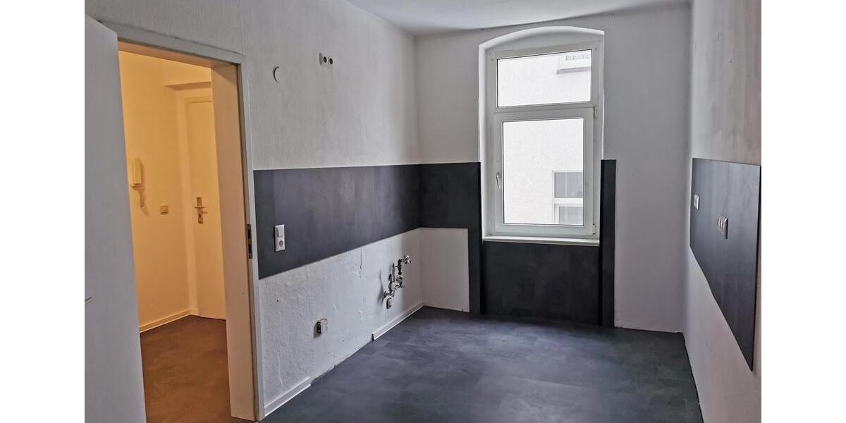 Erdgeschoßwohnung Gera Debschwitz - 3 Zimmer, 92 m&sup2;, 590&euro; | Angebot:26060314