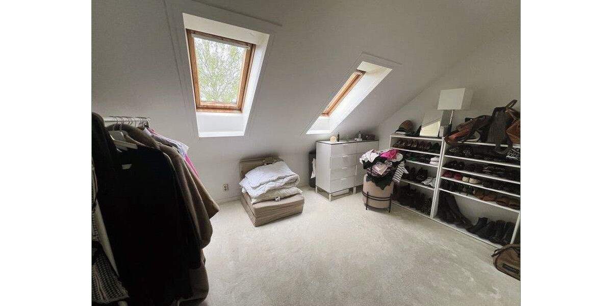 Gepflegte 2-Zimmer-Eigentumswohnung, leerstehend, mit Kfz-Stellplatz in Elsteraue 2 zimmer