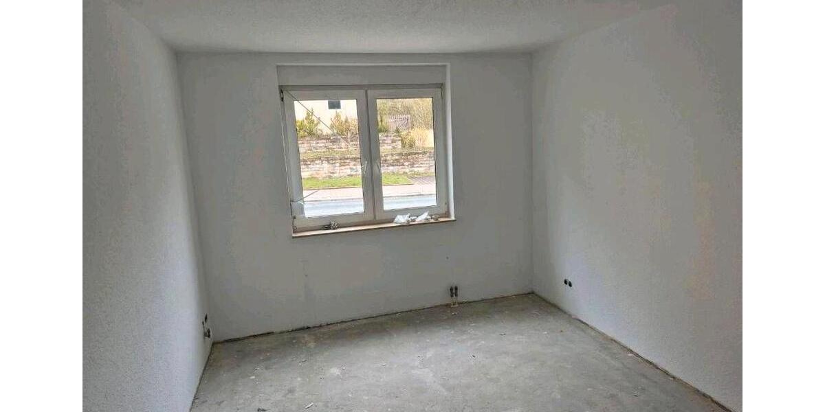 Erdgeschoßwohnung Ronneburg - 2 Zimmer, 60 m&sup2;, 465&euro; | Angebot:26122722