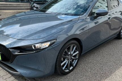 Mazda 3 82.945 km 18.990 € Zeitz 06712