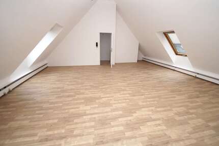 Wohnung Altenburg Südost - 3 Zimmer, 100 m&sup2;, 550&euro; | Angebot:27306065