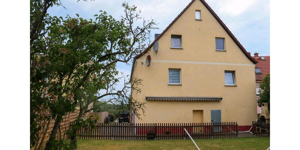 Mehrfamilienhaus, Wohnhaus Osterfeld - 10 Zimmer, 240 m&sup2;, 180.000&euro; | Angebot:17727979