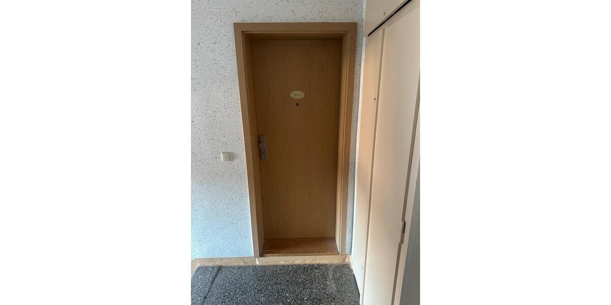 Etagenwohnung Crimmitschau - 2 Zimmer, 46 m&sup2;, 46.000&euro; | Angebot:26453495