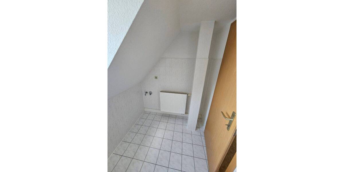 Etagenwohnung Gera Ostviertel - 2 Zimmer, 46 m&sup2;, 300&euro; | Angebot:26805926