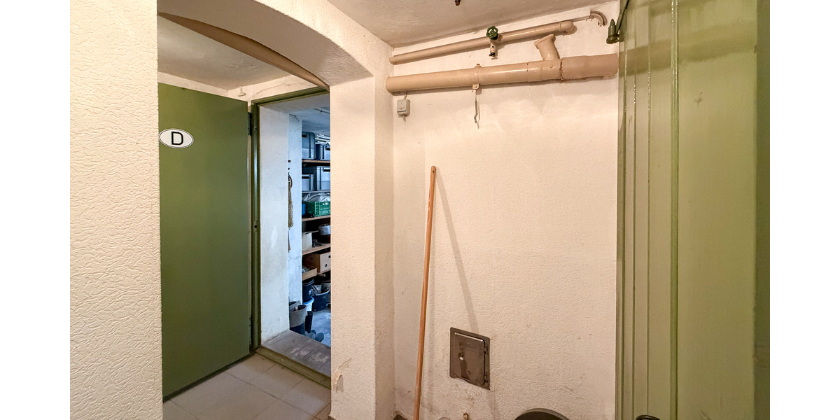 Charmantes Einfamilienhaus mit Substanz, Garage, Garten und Terrasse ! - Einfamilienhaus Gera Zwötzen | Angebot:26193442