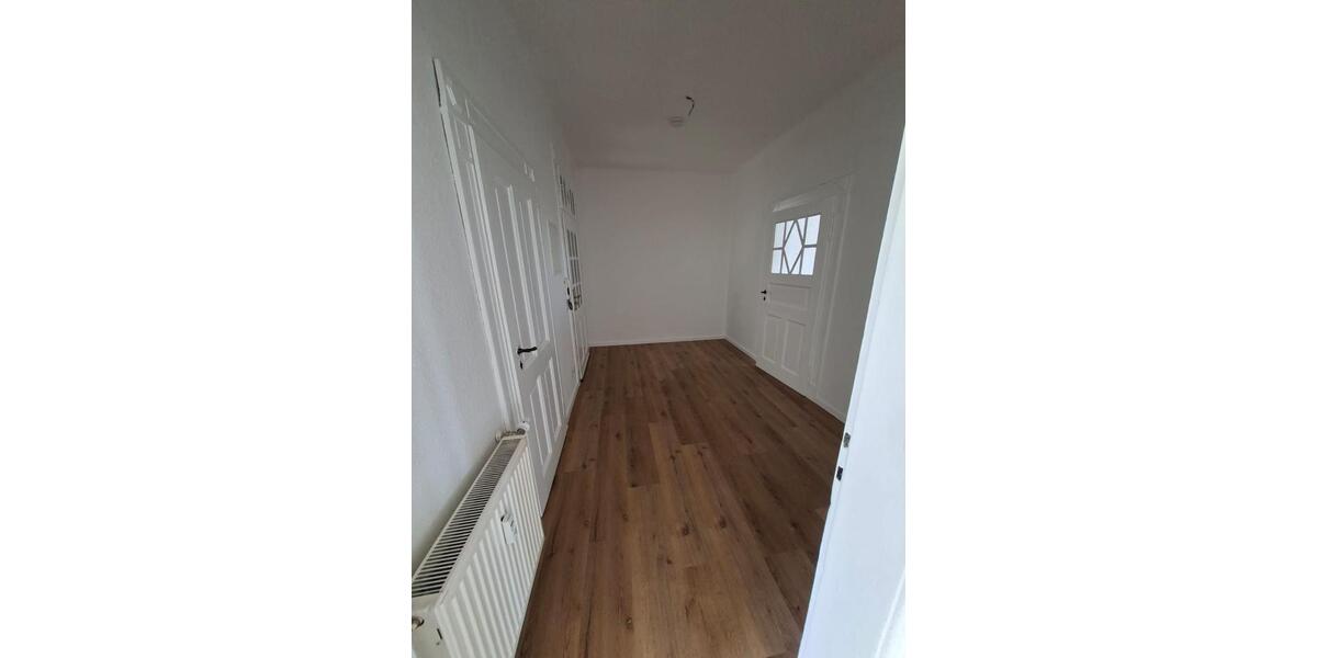 Etagenwohnung Gera Debschwitz - 2 Zimmer, 68 m&sup2;, 640&euro; | Angebot:26693198
