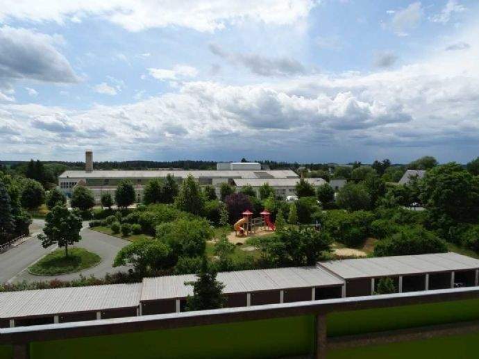 Etagenwohnung Hohenleuben Brückla - 3 Zimmer, 61 m&sup2;, 70.000&euro; | Angebot:25744465
