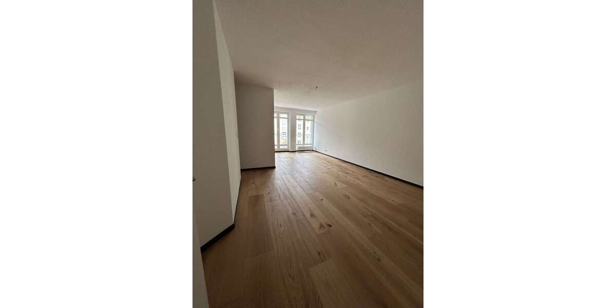 Wohnung zum Mieten in Crimmitschau 450 € 75 m² 2.5 zimmer