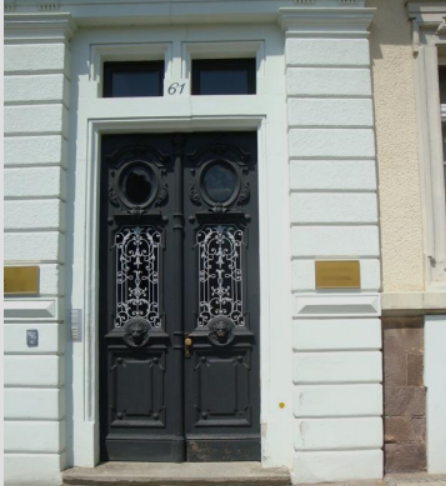 Liebevoll restauriertes Wohn-oder Gewerbe Objekt in bester Lage 5 zimmer