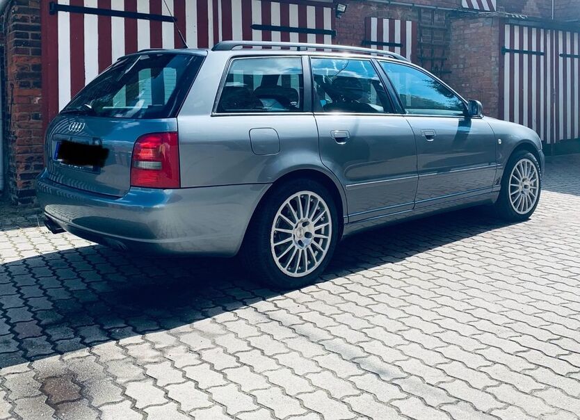Audi S4 233.000 km 8.900 € Hohenmölsen 06679