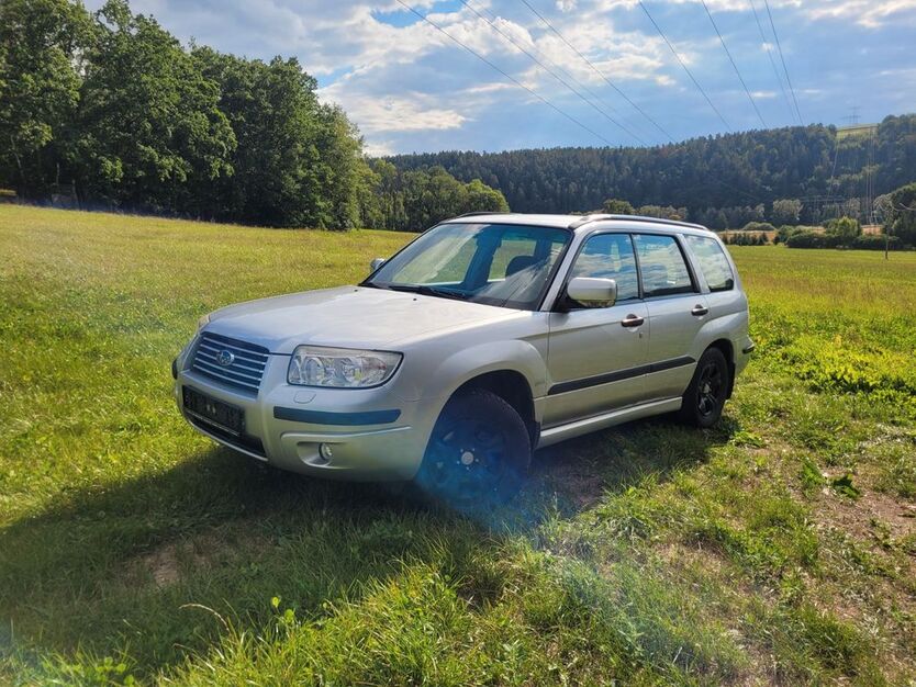 Subaru Forester 157.000 km 5.000 € Berga Wünschendorf 07980