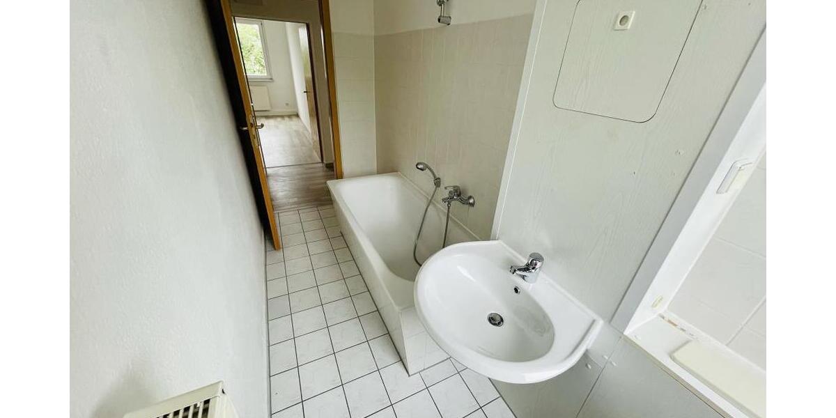 Sonnige 4 Raum Whg. mit Balkon in Gera-Langenberg! - Etagenwohnung Gera Langenberg | Angebot:26335683