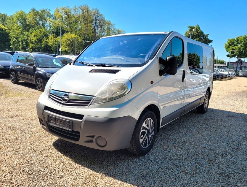 Opel Vivaro 436.158 km 6.380 € Zwickau 08056